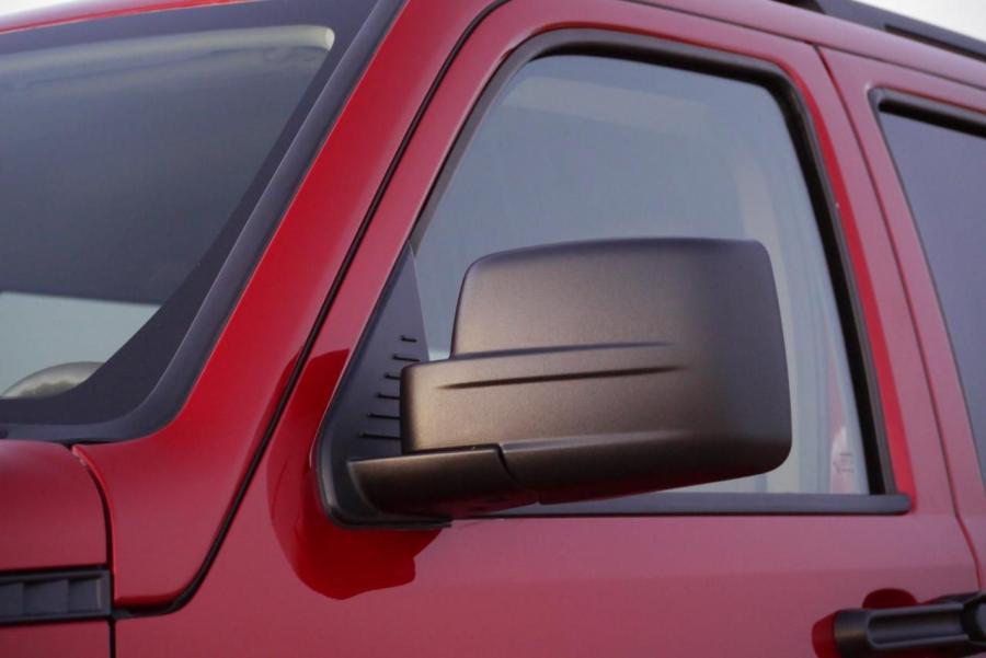  Jeep Liberty Sport 2010 года  (фото 34 из 37)